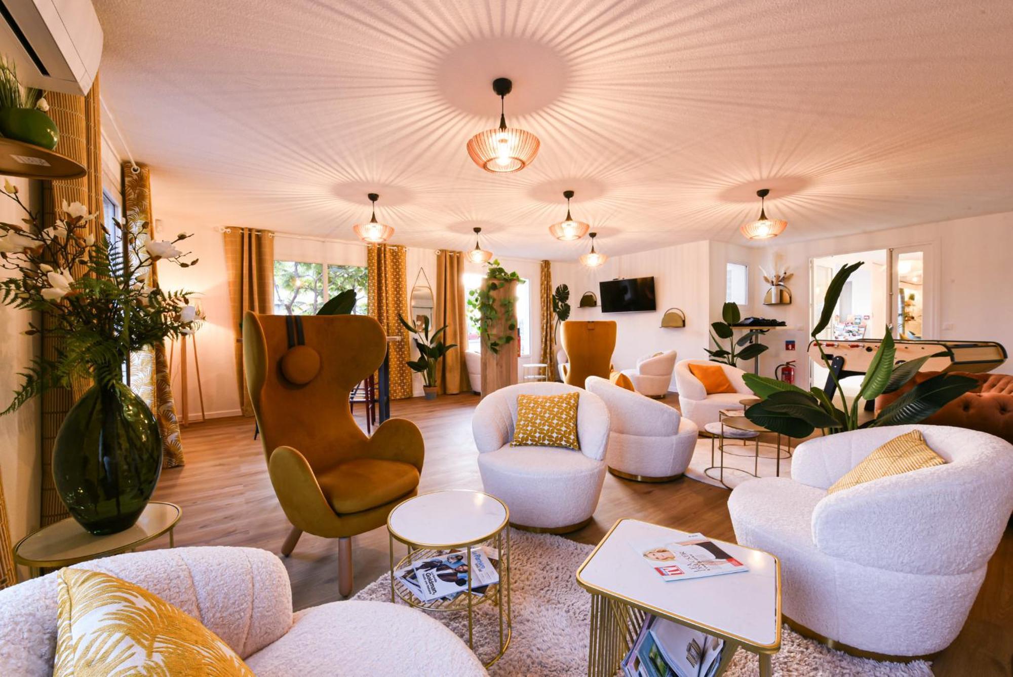 Kyriad Villeneuve Saint Georges - Hotel Renove Dış mekan fotoğraf